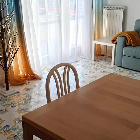 C E G House