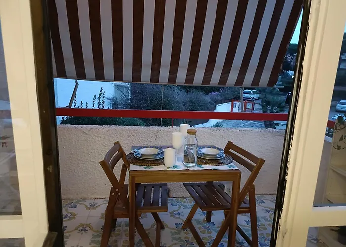 C E G House Διαμέρισμα *