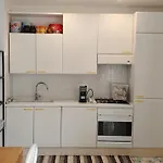 Lejlighed C E G House *