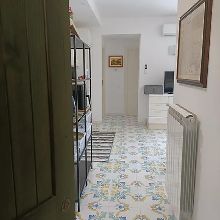 C E G House Daire Santa Marinella